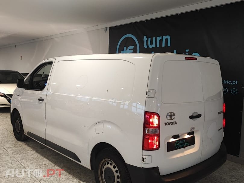 Toyota Proace Verso ELECTRIC FOURGON RC21 MEDIUM 75KWH BUSINESS