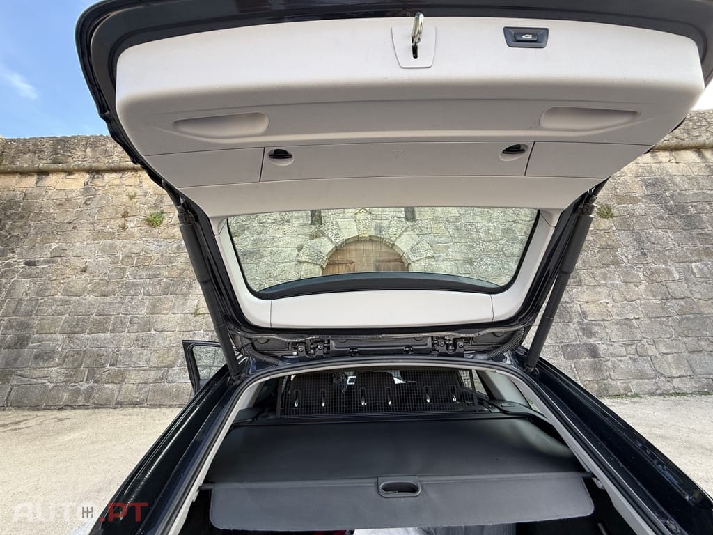 BMW 320 d Touring LifeStyle