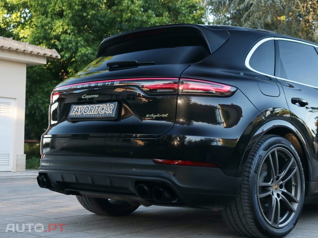 Porsche Cayenne E-Hybrid Platinum Edition