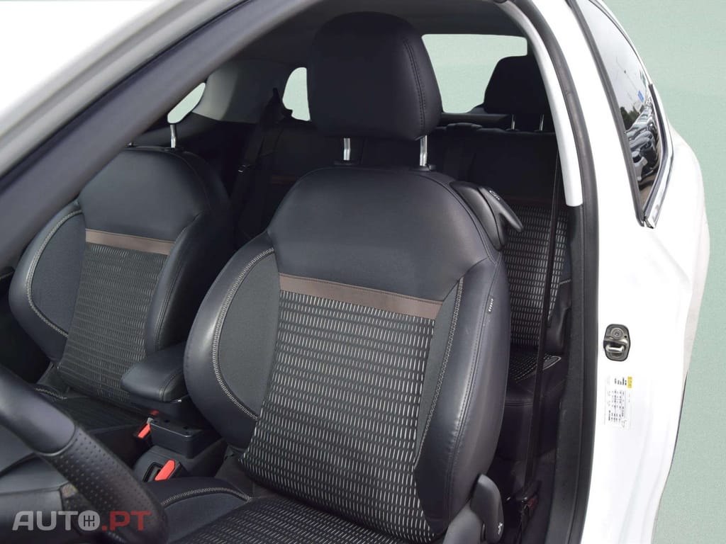 Peugeot 208 1.6 THP Allure