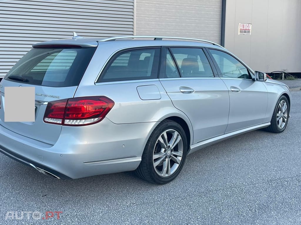 Mercedes-Benz E 300 BlueTEC Hybrid Elegance