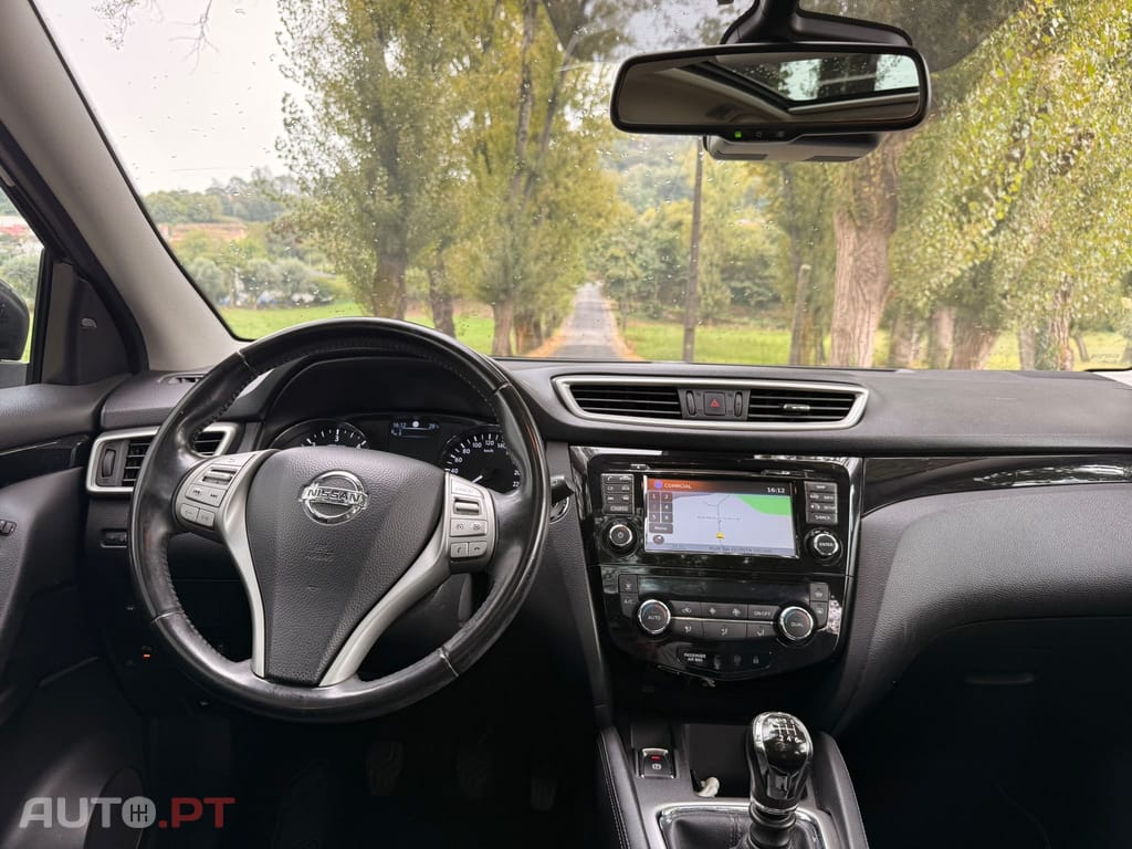 Nissan Qashqai 1.5 dCi Tekna Pele
