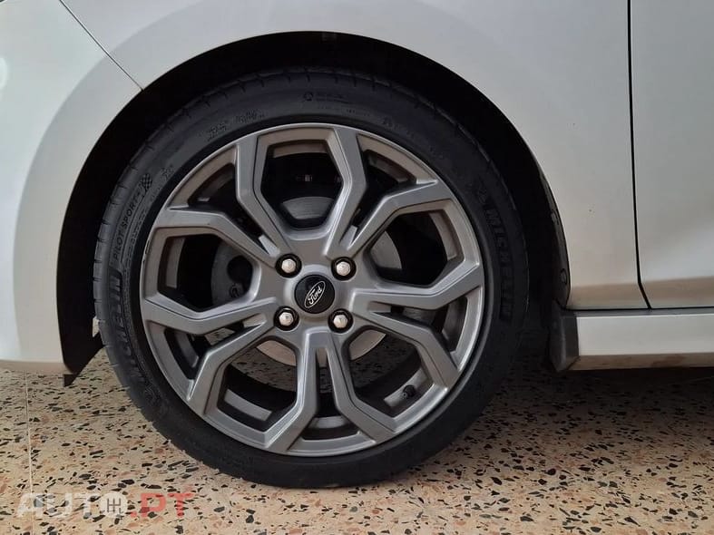 Ford Fiesta 1.0 EcoBoost ST-Line X