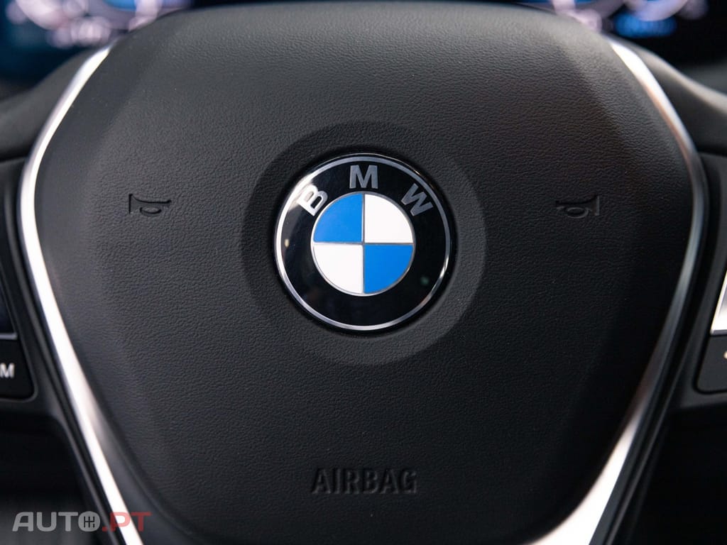 BMW 330 e Touring Line Sport Auto