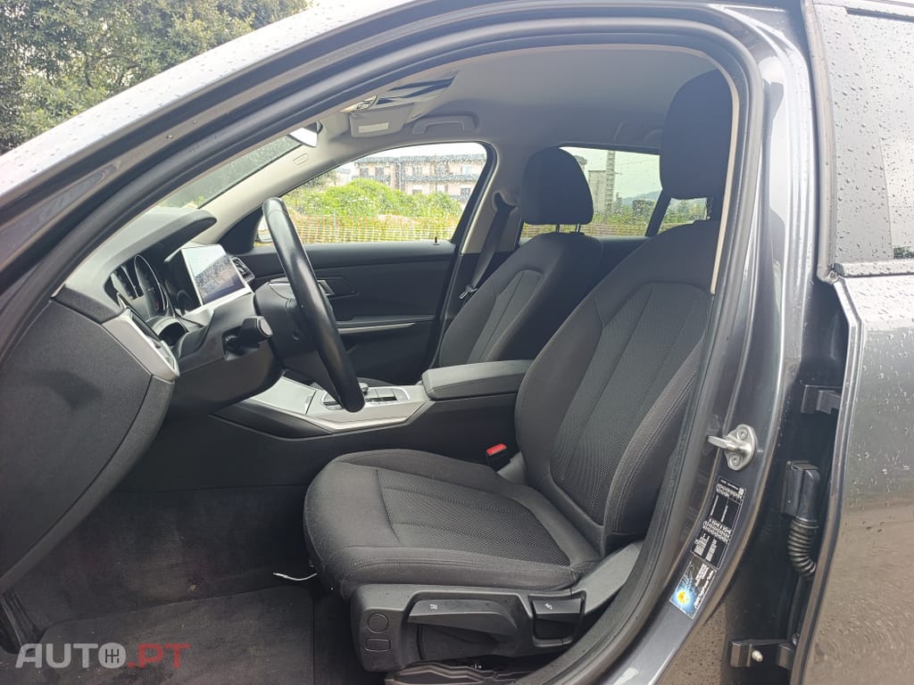 BMW 318 d Touring Line Sport Auto