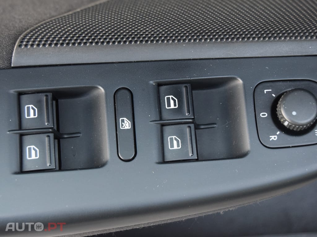 Volkswagen Golf Variant 2.0 TDi Highline DSG