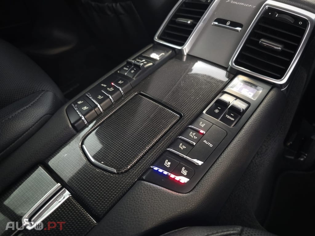 Porsche Panamera Diesel Platinum Edition