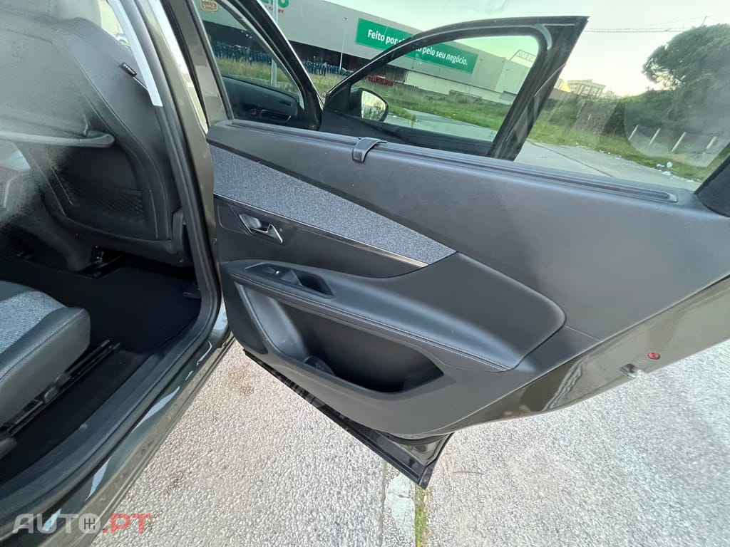 Peugeot 5008 Allure