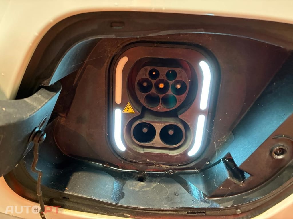 MG MG4 51 kWh Standard