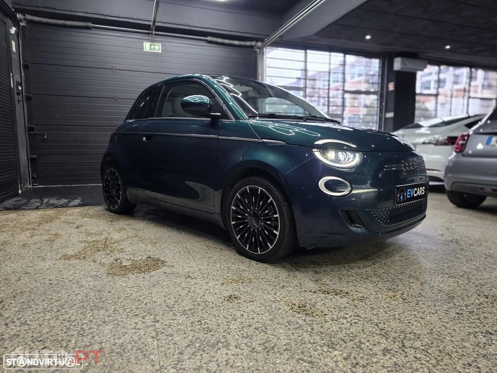 Fiat 500e La Prima