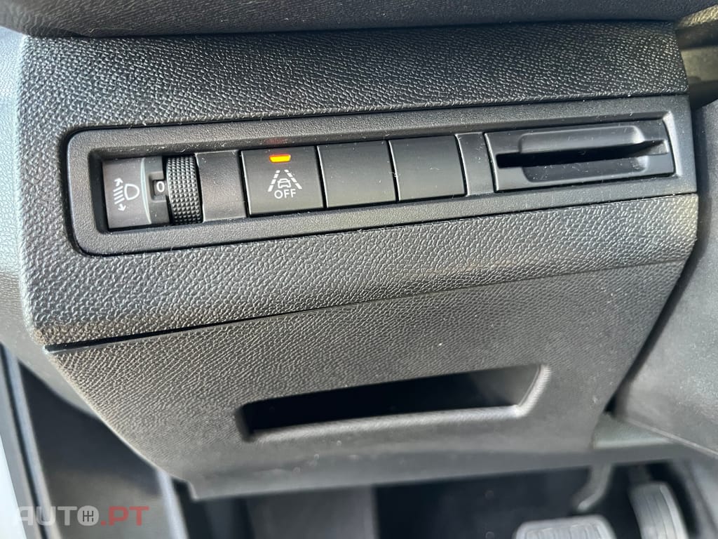 Peugeot 3008 1.5 BlueHDi Allure Pack EAT8