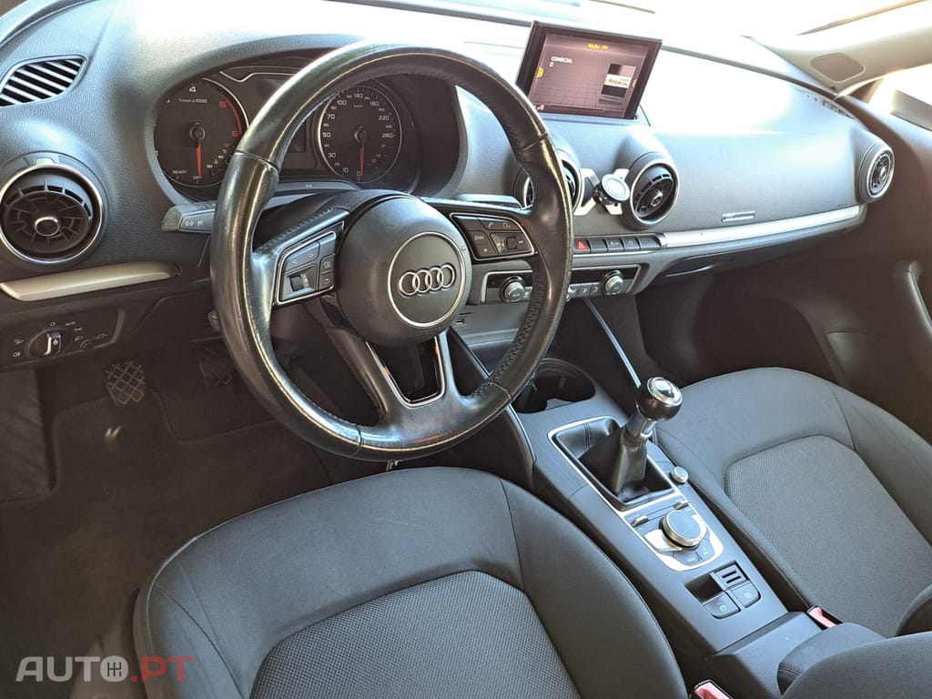 Audi A3 Sportback 1.6 TDI S-line
