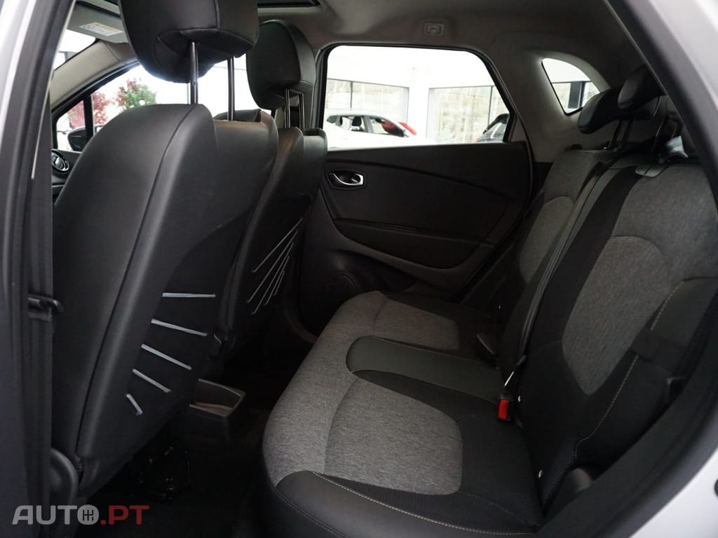Renault Captur TCe 150 EDC GPF INTENS