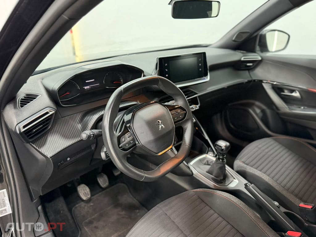 Peugeot 2008 1.2 PureTech Active