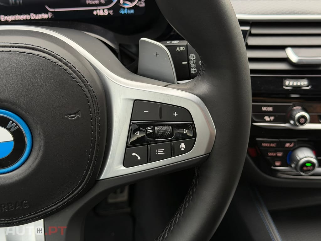 BMW 530 e Pack Desportivo M