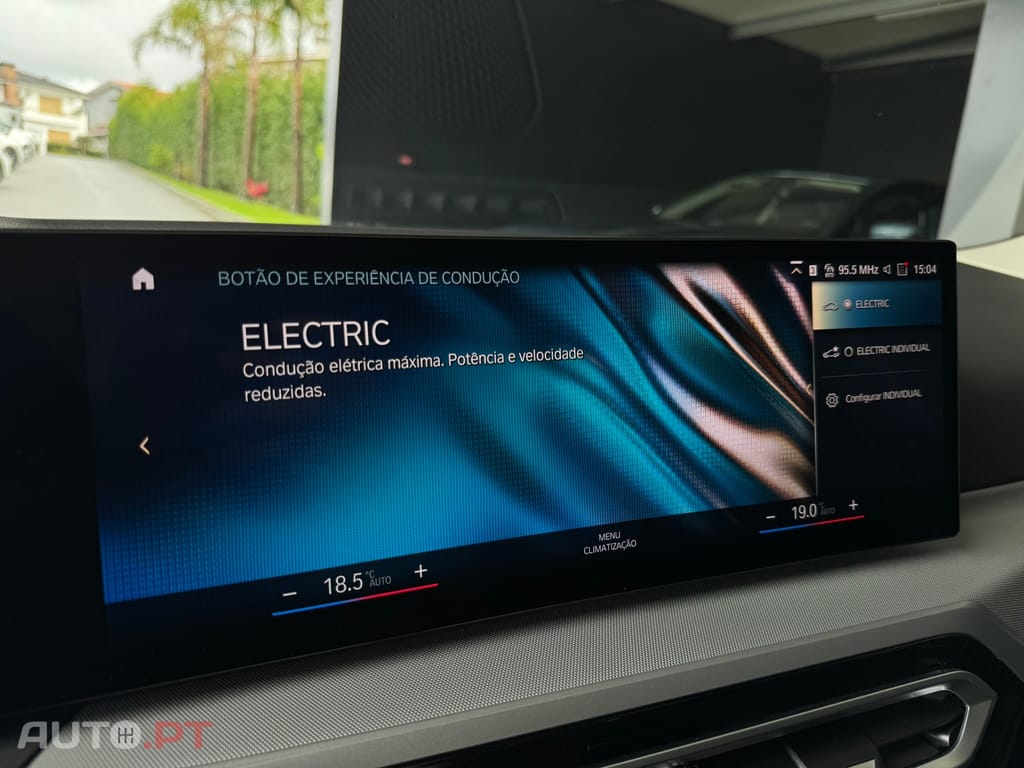 BMW 320 e Auto