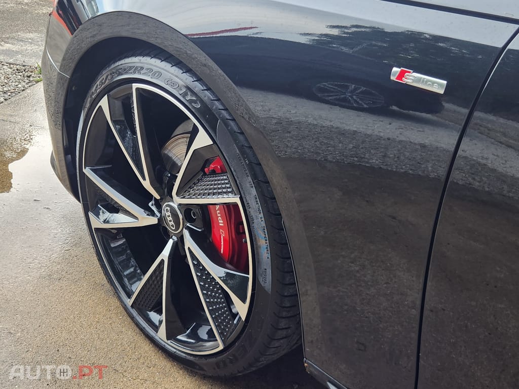 Audi A4 Avant 40 TDI S line S tronic