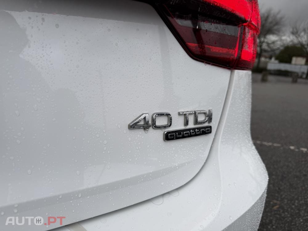 Audi A4 Avant 40 TDI quattro S line S tronic