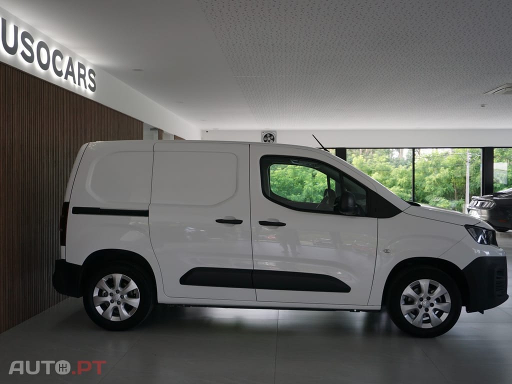 Peugeot Partner 1.5 BlueHDi Asphalt Standard