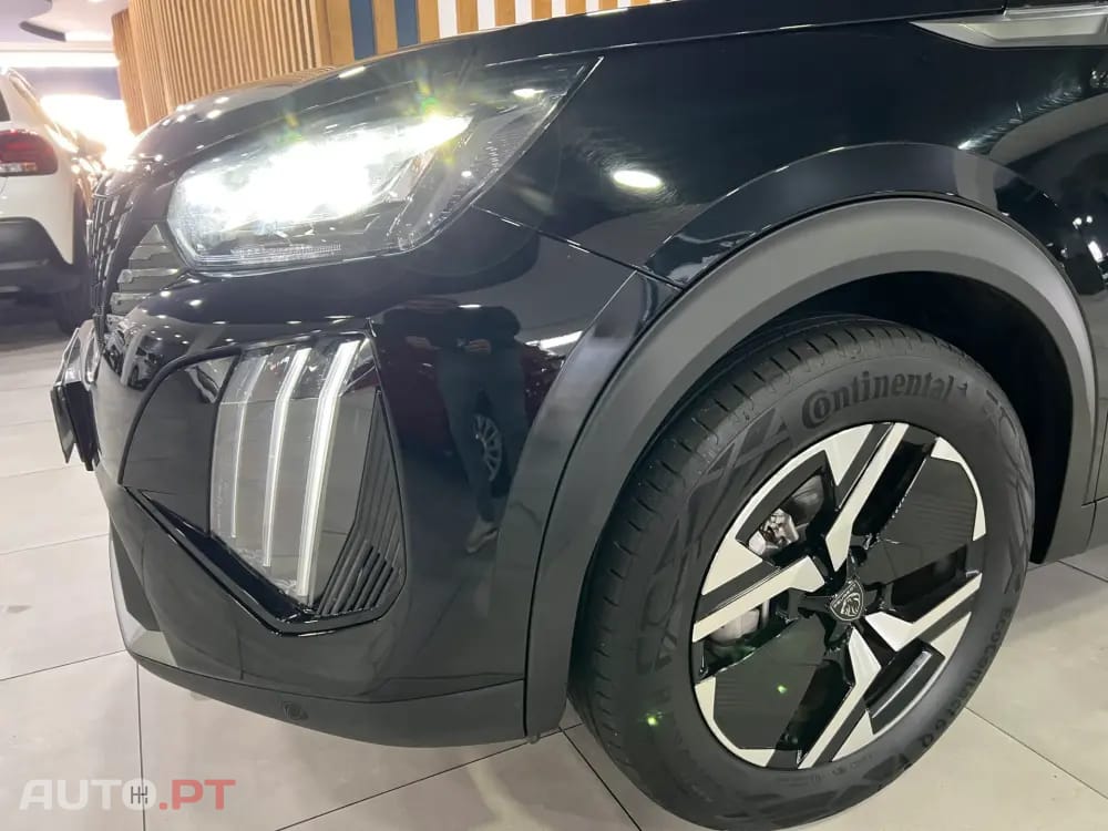 Peugeot 2008 1.2 Hybrid Allure e-DCS6