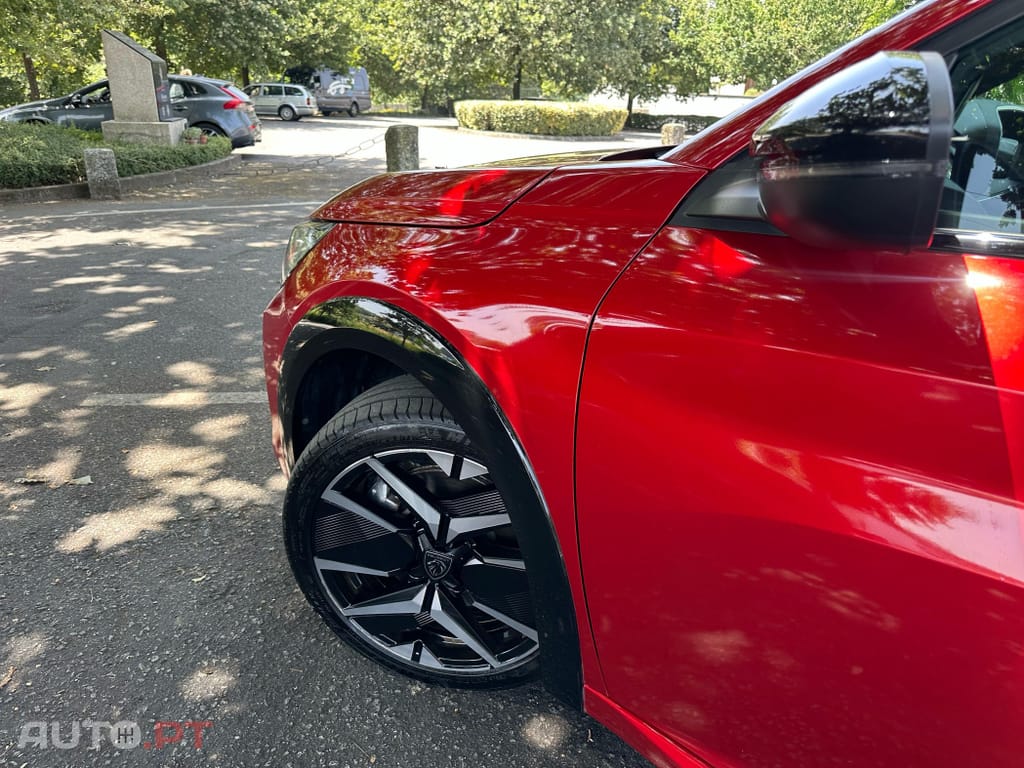 Peugeot E-208 50 kWh GT Pack