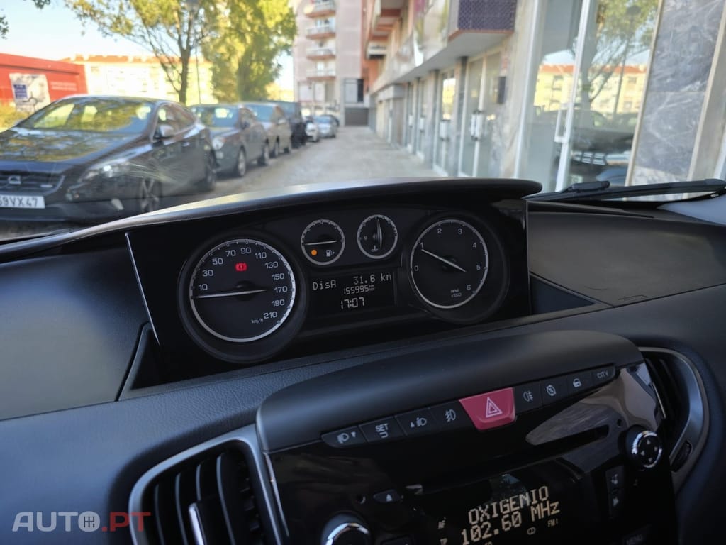 Lancia Ypsilon 1.3 M-jet S&S Platinum