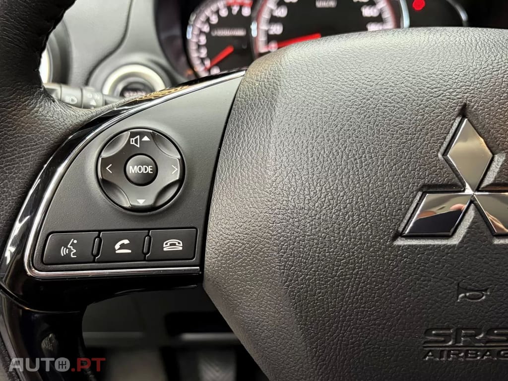 Mitsubishi Space Star 1.2 Connect Edition