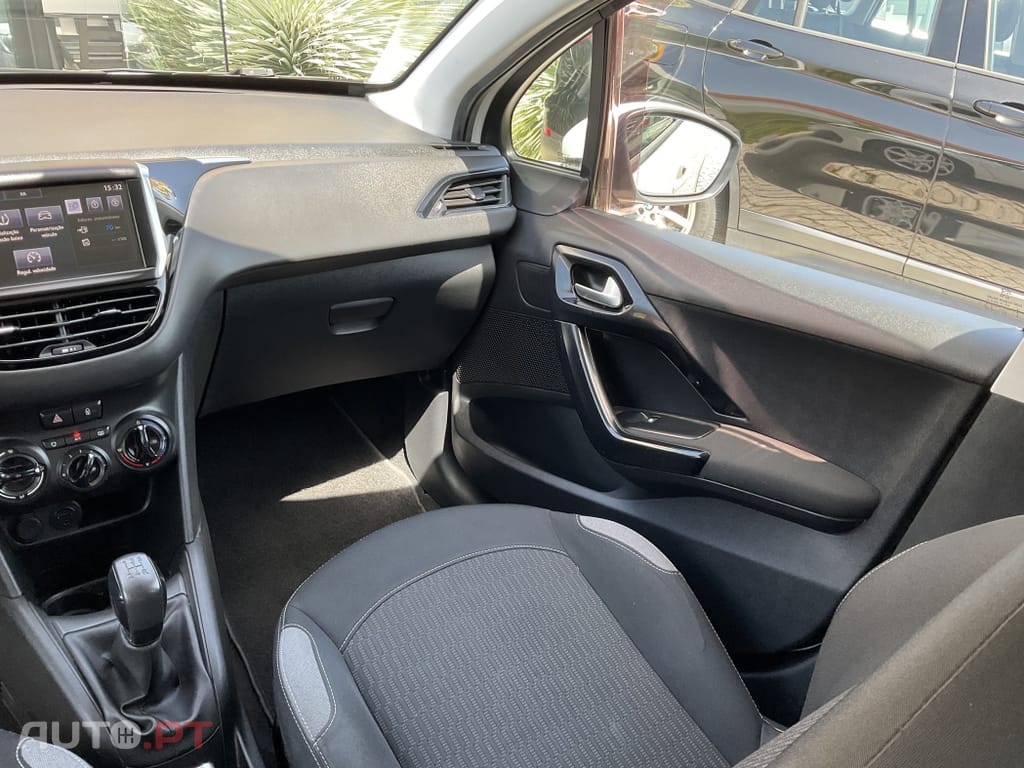 Peugeot 208 1.2 PureTech Active