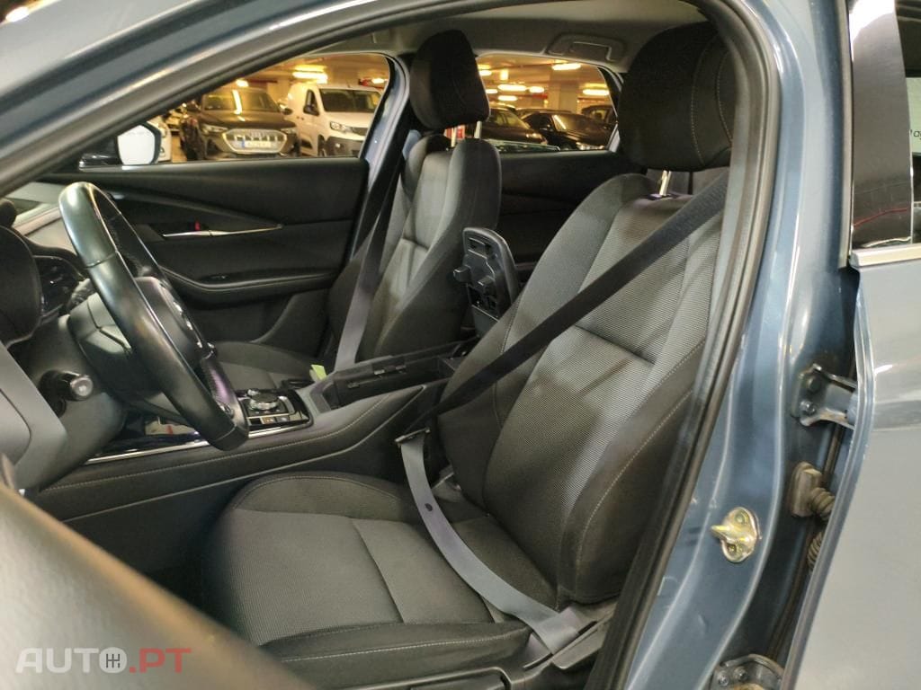 Mazda CX-30 2.0 Sky-G Evolve i-Active +Sport