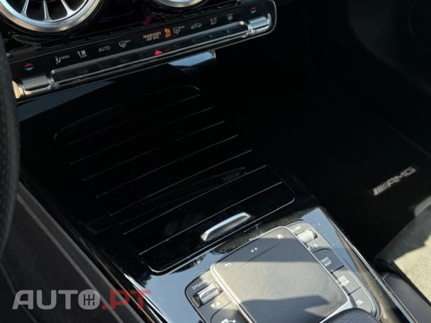 Mercedes-Benz CLA 250 e Shooting Brake AMG Line