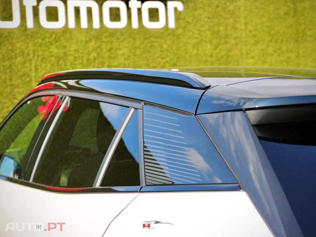 Peugeot E-2008 50 kWh GT