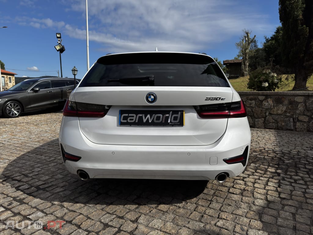 BMW 330 e Corporate Edition Auto