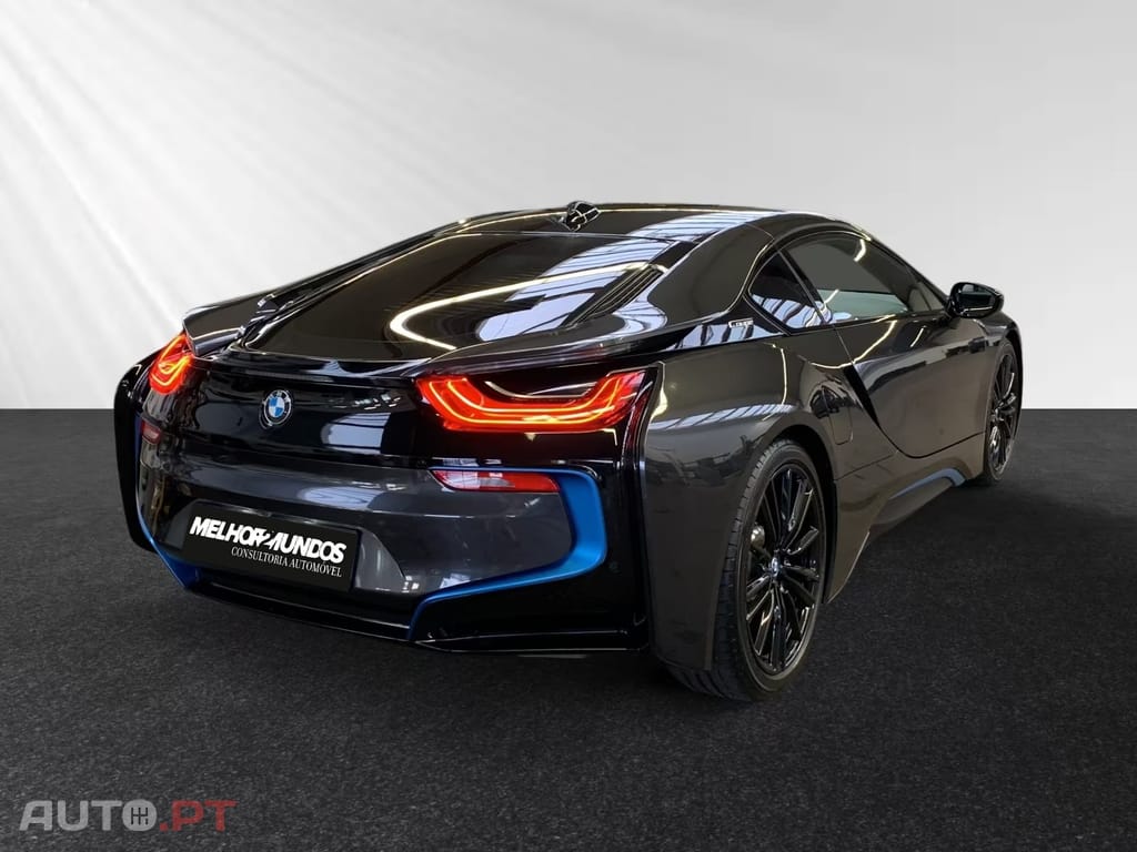 BMW i8 Coupe