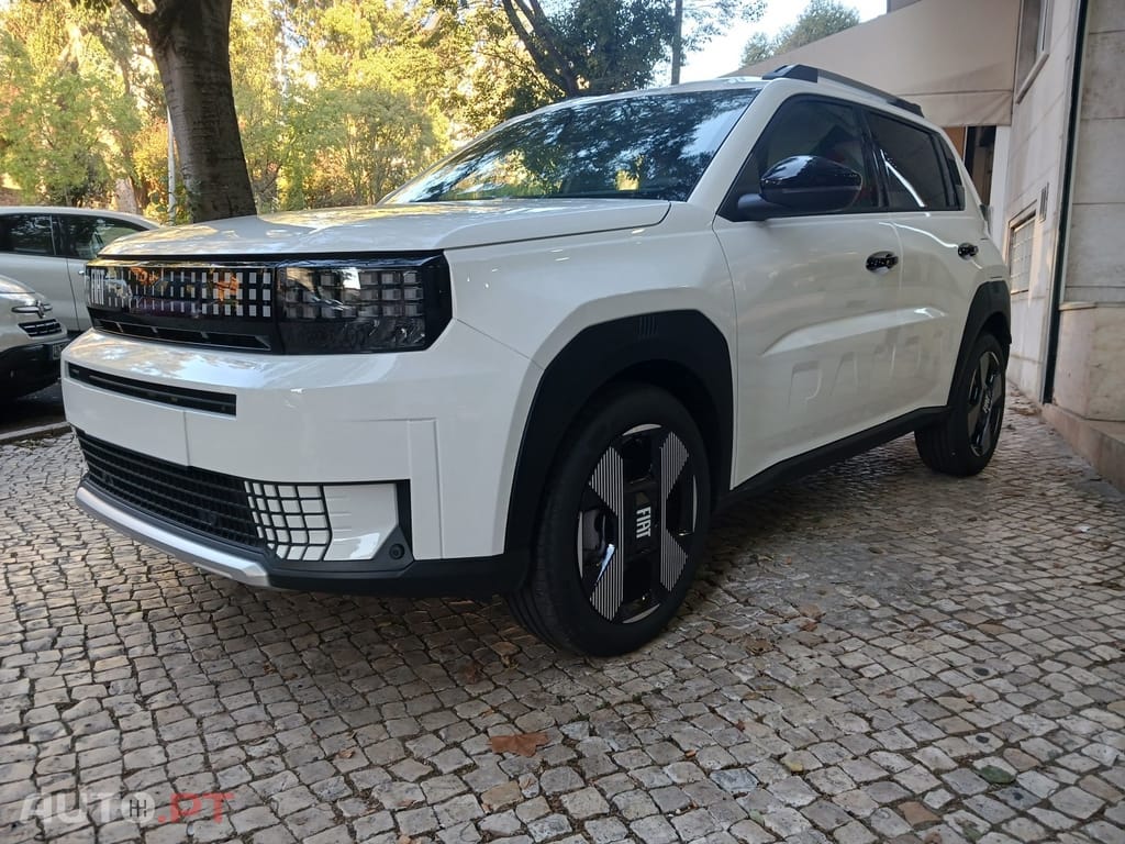 Fiat Grande Panda 1.2 Hybrid La Prima eDCT