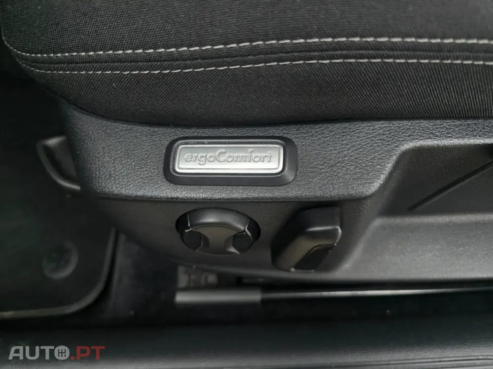 Volkswagen Passat 2.0 TDi Confortline DSG