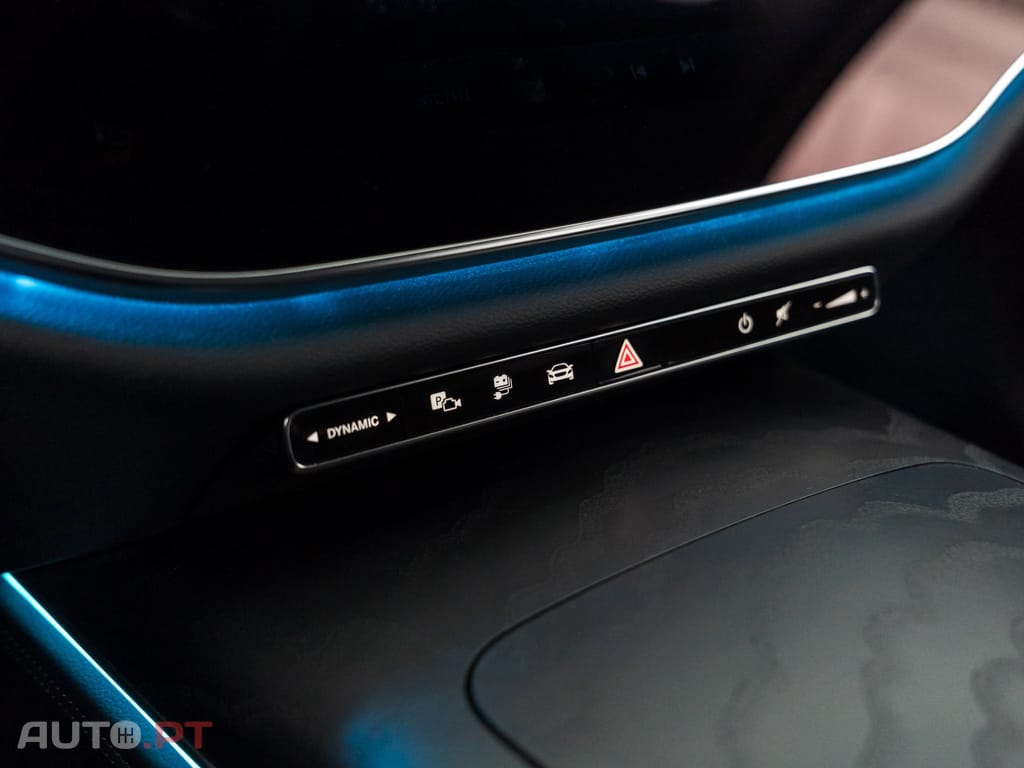 Mercedes-Benz E 300 e Avantgarde