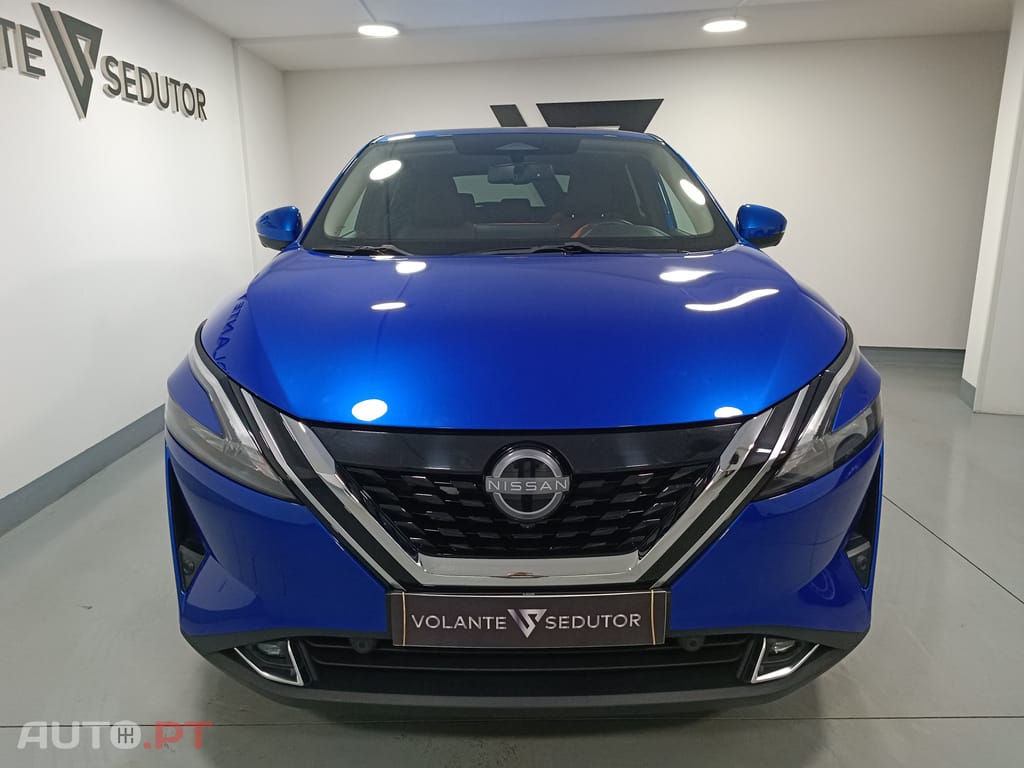 Nissan Qashqai 1.3 DIG-T N-Connecta LED+SKY Xtronic