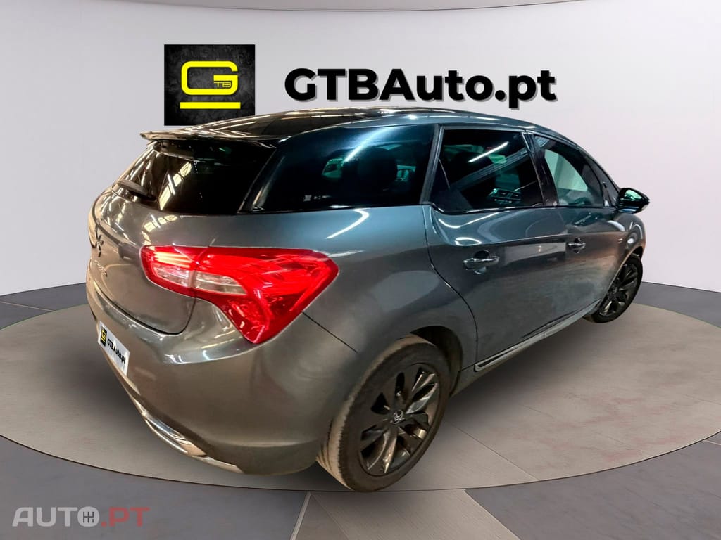 Citroen DS5 2.0 HDi Hybrid4 Business