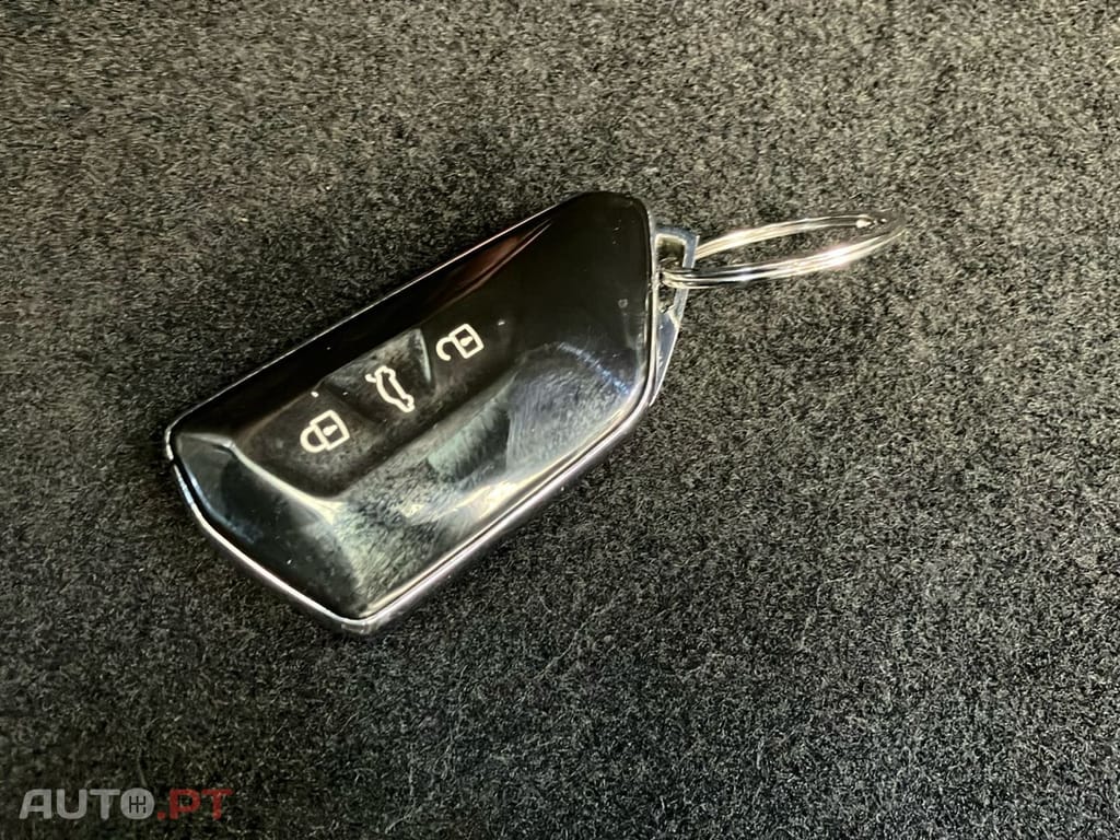 Volkswagen Golf 1.0 TSI Sportline