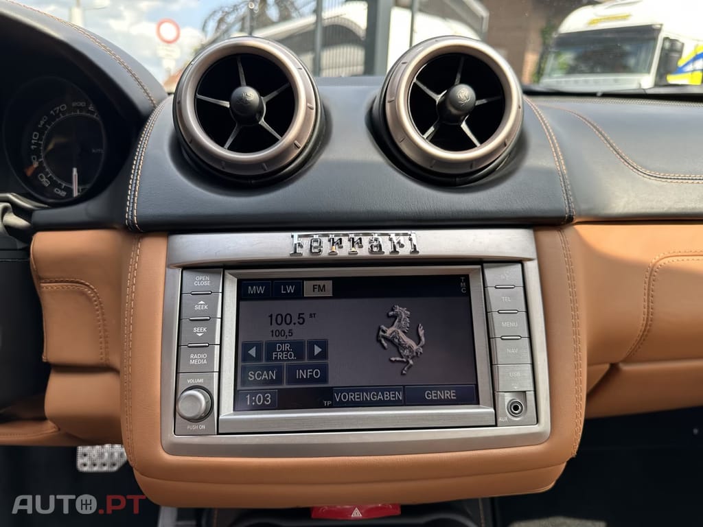 Ferrari California 4.3 V8
