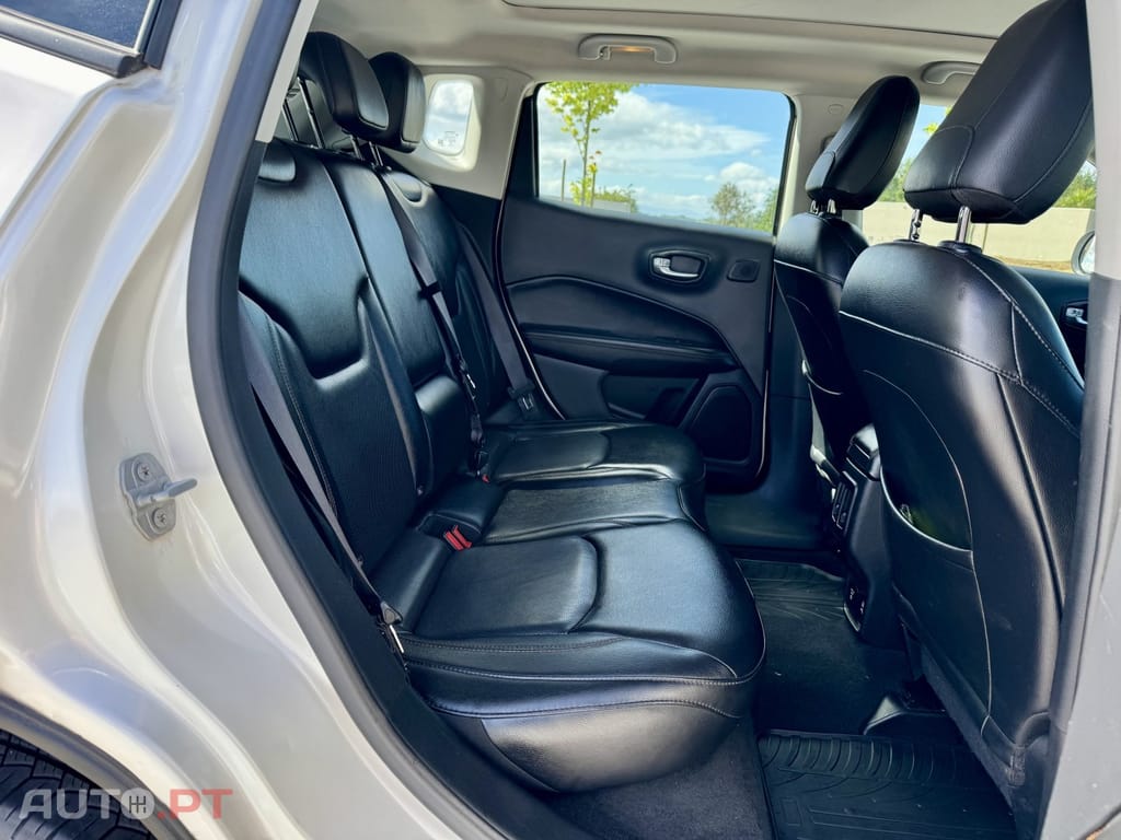 Jeep Compass 2.0 M-Jet Limited Auto