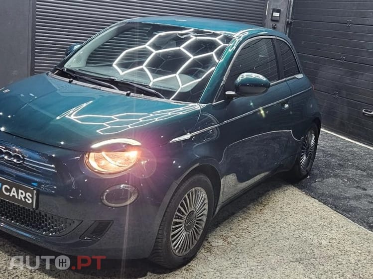 Fiat 500e 42 kWh Icon