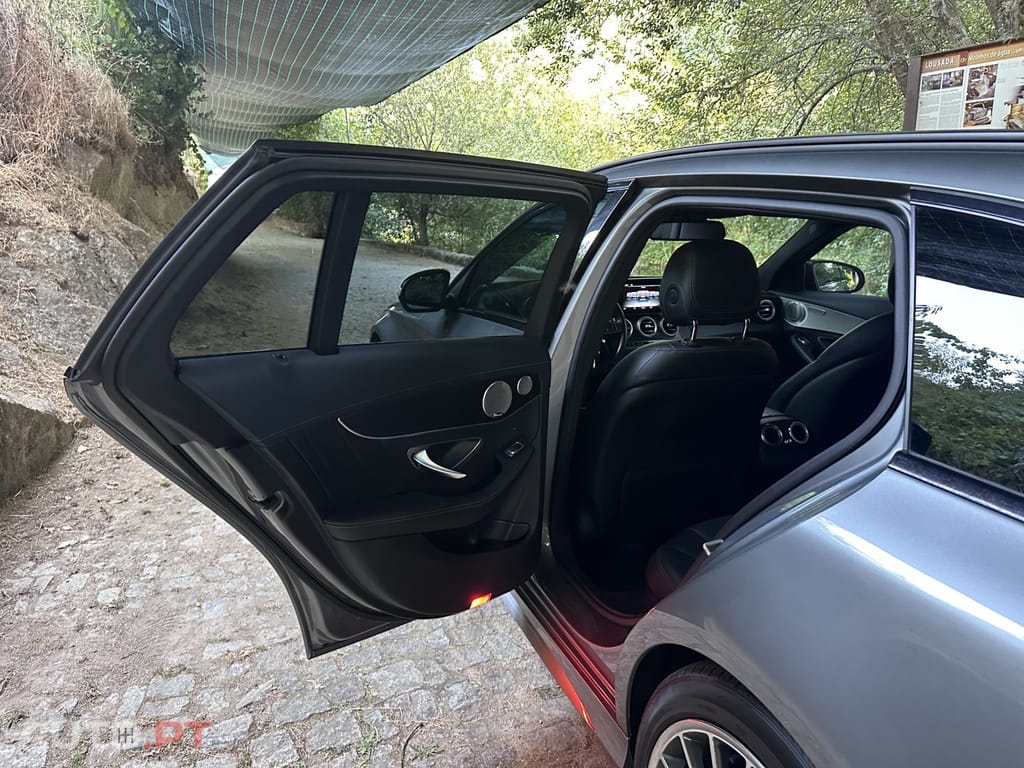 Mercedes-Benz C 300 BlueTEC Hybrid AMG Line