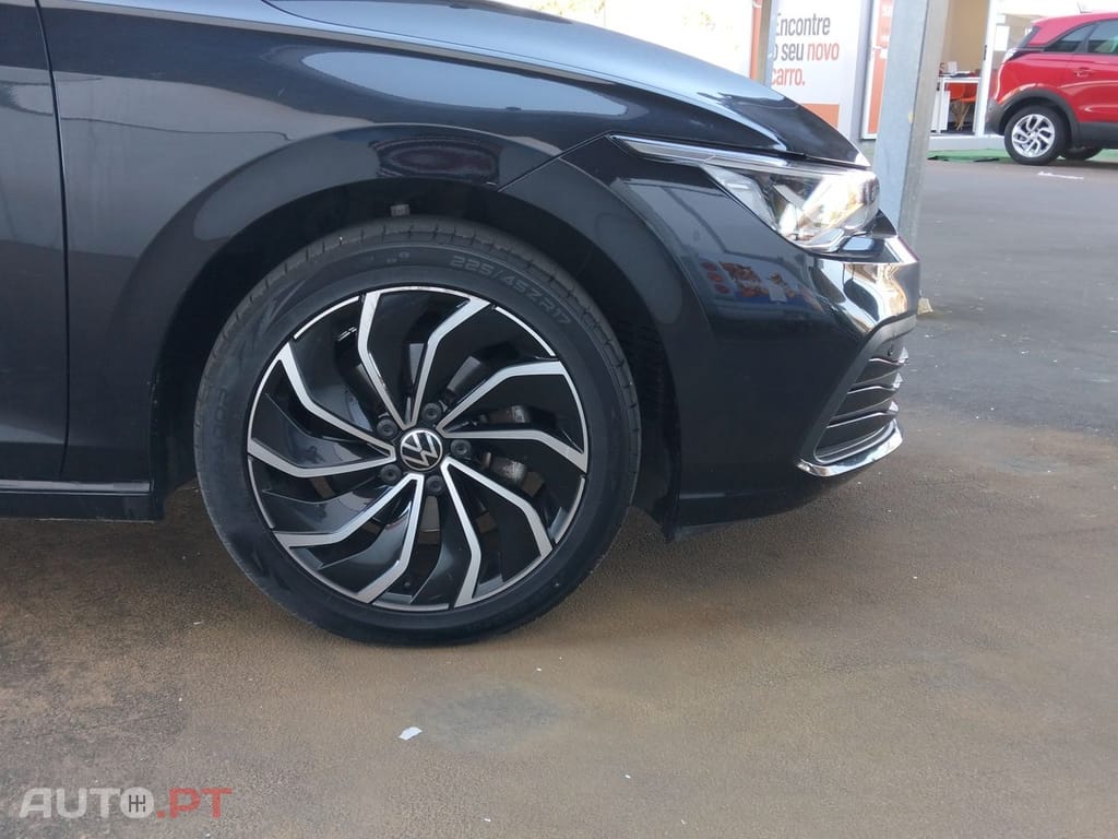 Volkswagen Golf 1.0 TSI Life