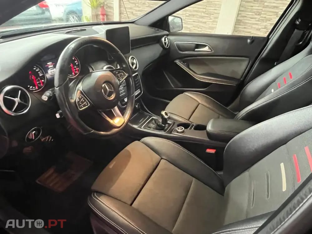 Mercedes-Benz A 180 d AMG Line