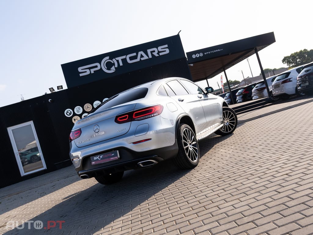 Mercedes-Benz GLC 300 de Coupe 4Matic 9G-TRONIC AMG Line