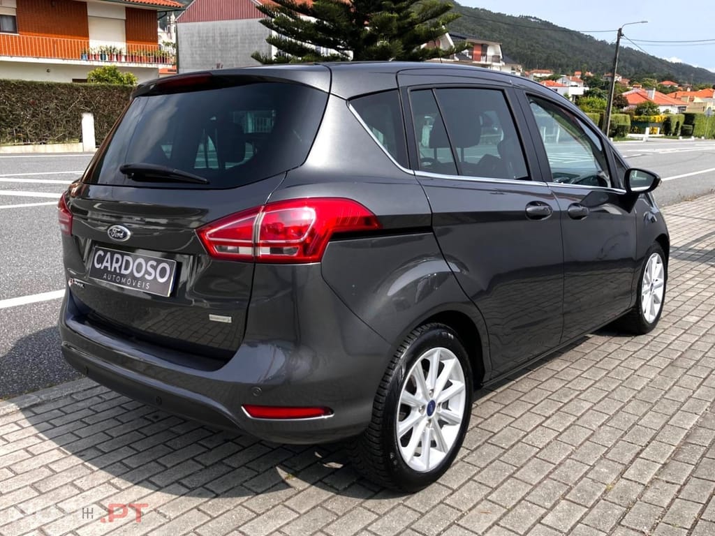 Ford B-Max 1.0 EcoBoost Titanium