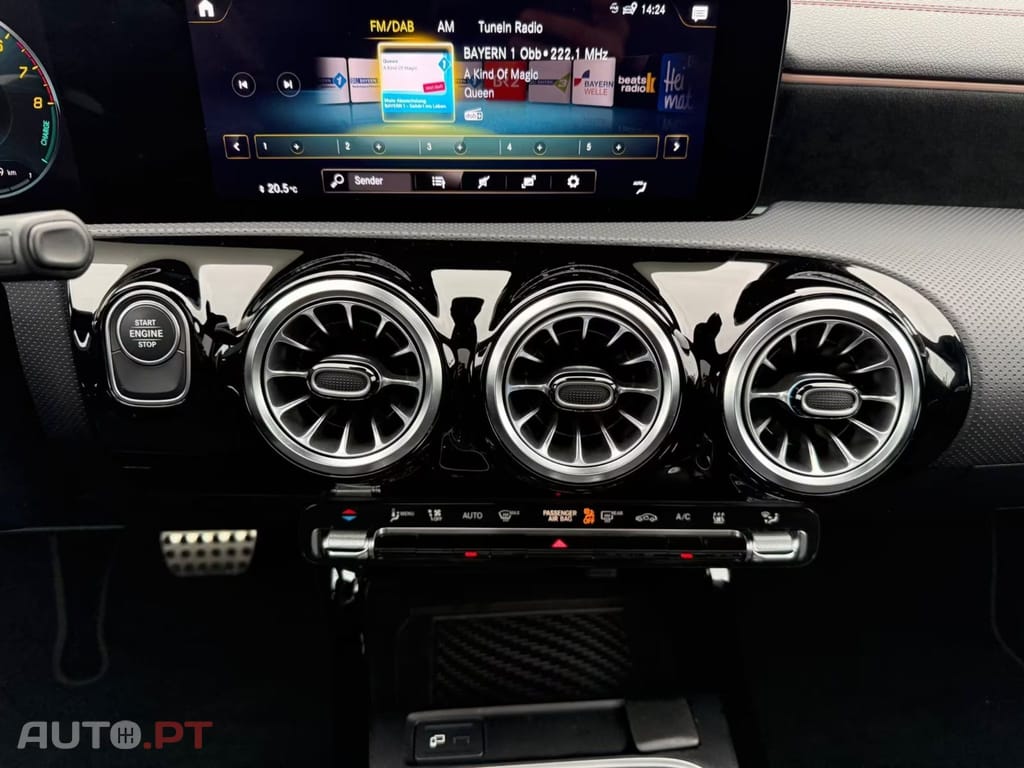 Mercedes-Benz CLA 250 e AMG I.V.A DEDUTÍVEL 