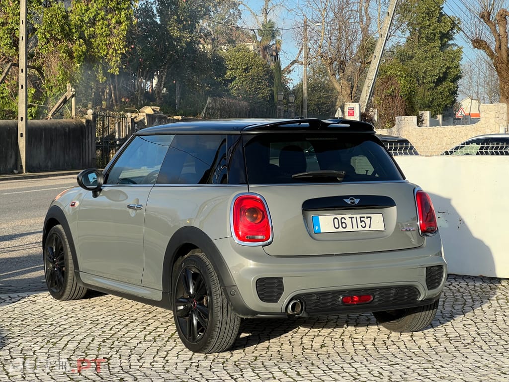 MINI Cooper Cooper D