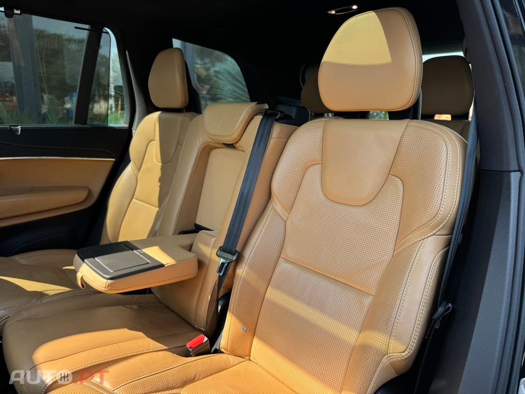 Volvo XC90 2.0 B5 Inscription AWD